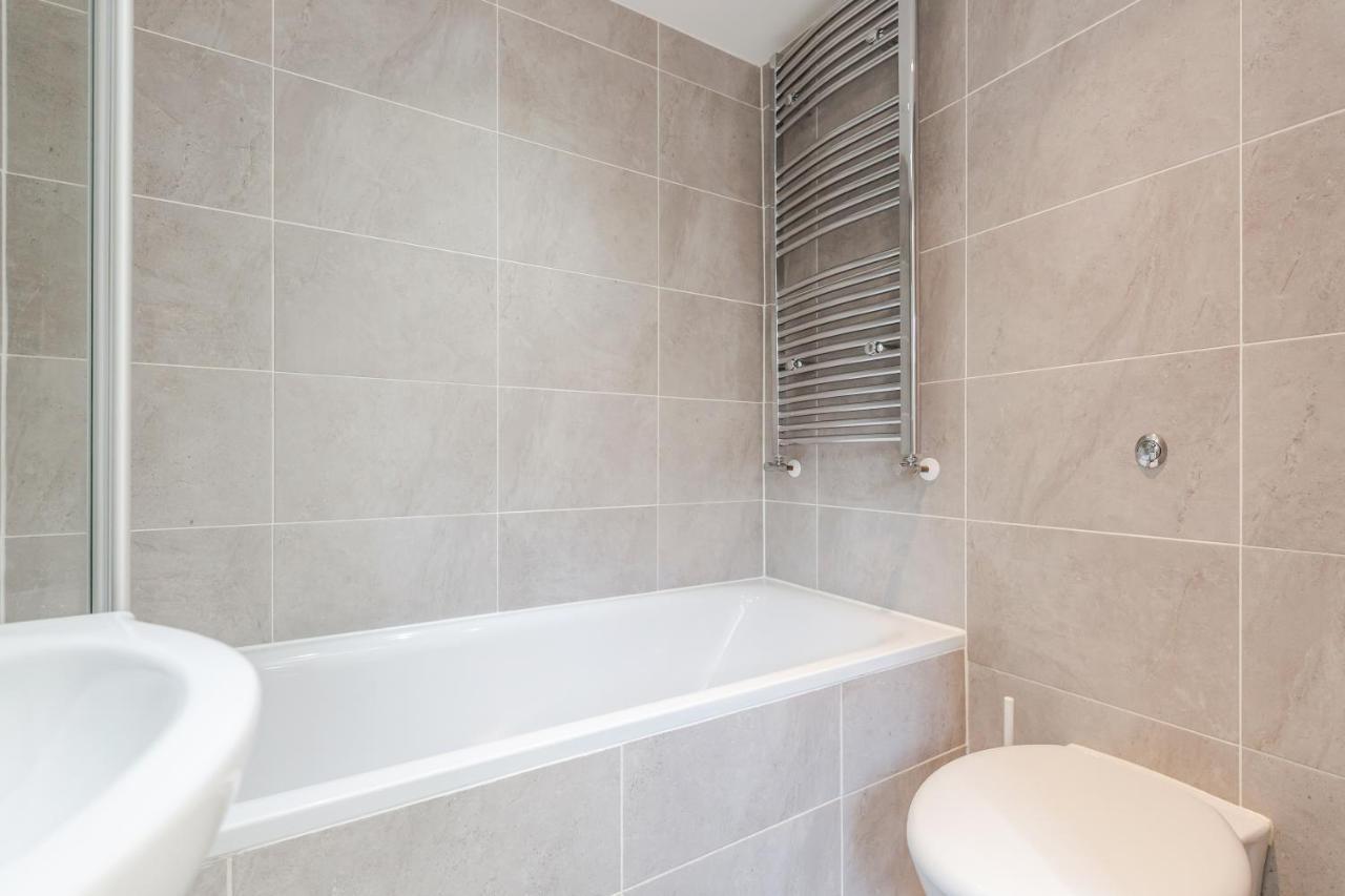 2 Bedrooms Serviced Apartment Excel Exhibition Centre, O2 Arena, Stratford Olympic City, Forest Gate, Central Londres Exterior foto