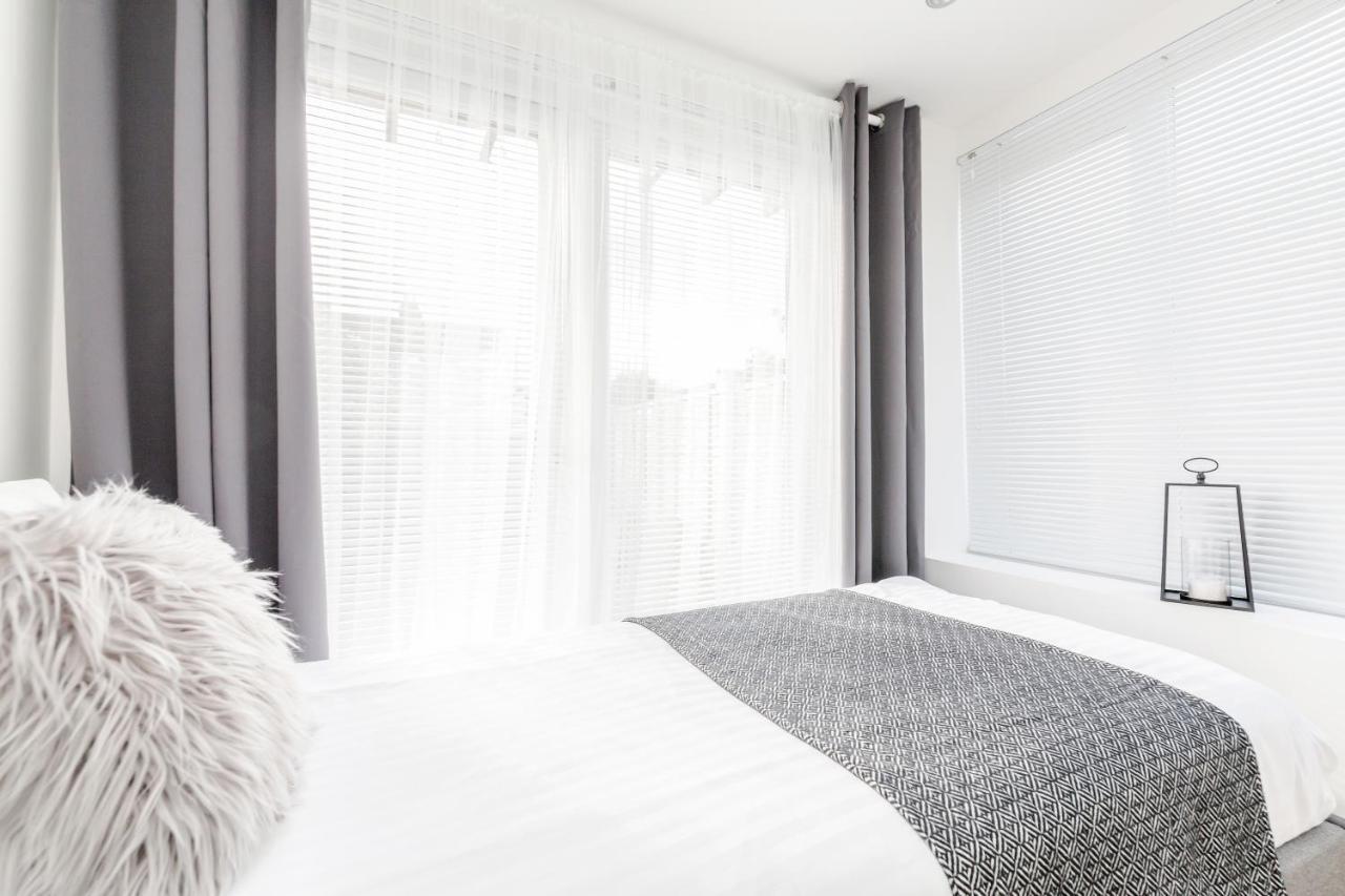 2 Bedrooms Serviced Apartment Excel Exhibition Centre, O2 Arena, Stratford Olympic City, Forest Gate, Central Londres Exterior foto